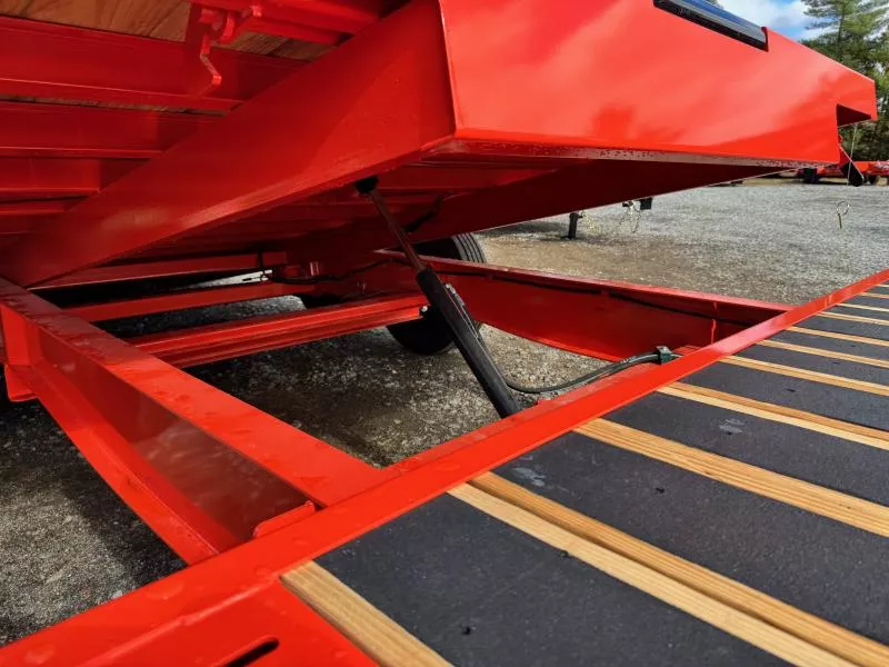 new Equipment / Flatbed Trailers Diamond C Trailers  for sale, in Loudon, NH Thumbnail 14