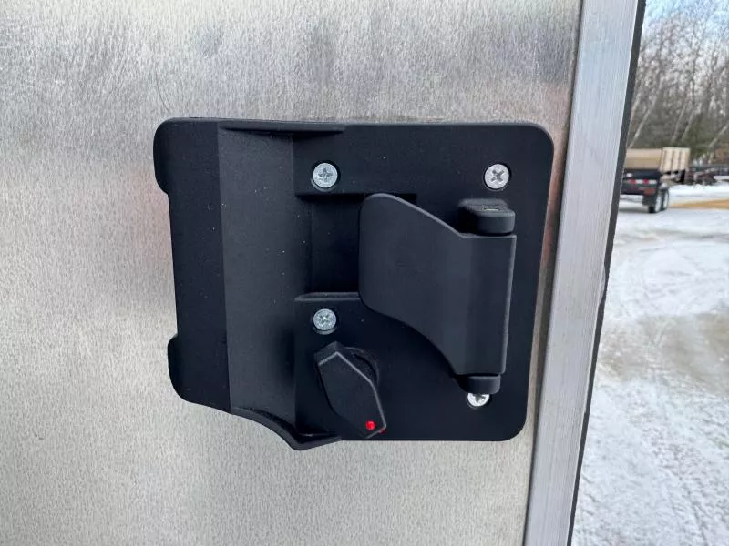 used Horse Trailers Frontier Trailers Other for sale, in Loudon, NH Thumbnail 20