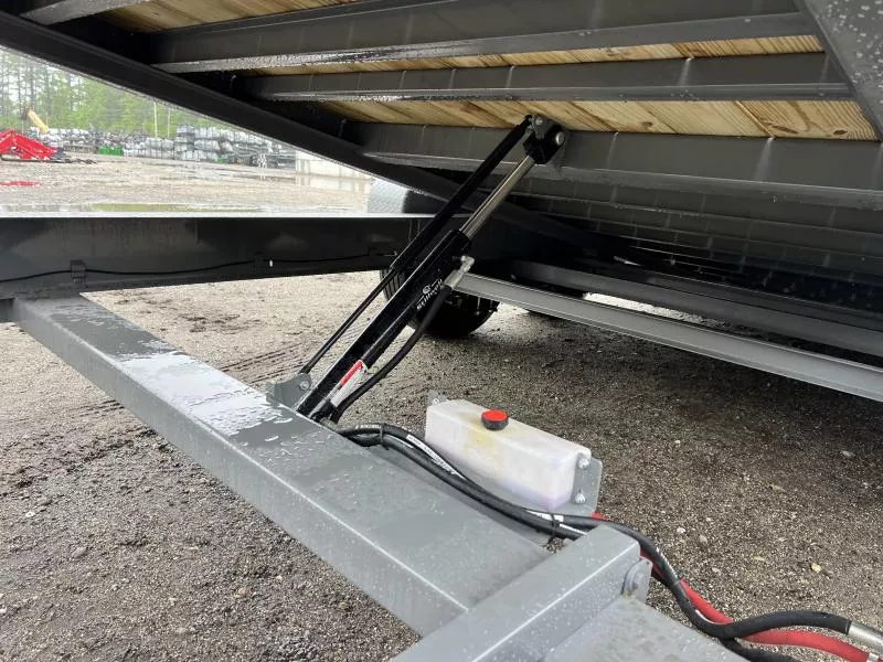 new Equipment / Flatbed Trailers Diamond C Trailers  for sale, in Turner, ME Thumbnail 14