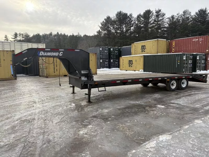 2020 Diamond C Trailers 8.5x25 15.5K Gooseneck Equipment Trailer w/Max Ramps 
