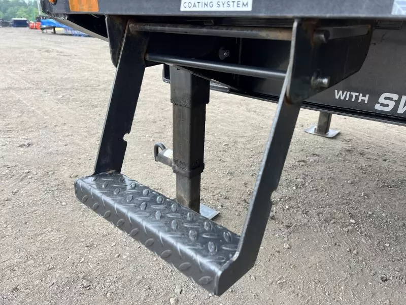 used Equipment / Flatbed Trailers Diamond C Trailers  for sale, in Turner, ME Thumbnail 17