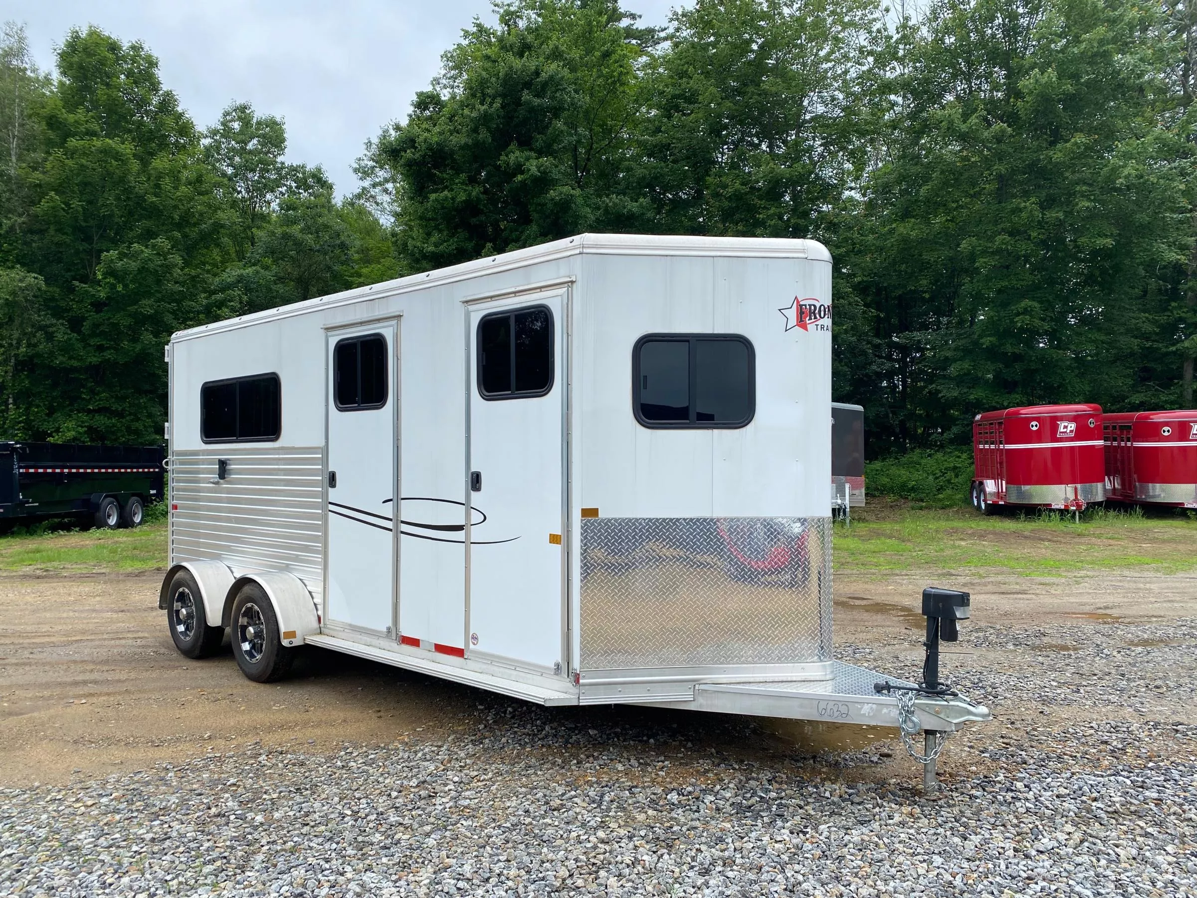 2023 Frontier Ambassador Straight Load 2-Horse Trailer w/Front Tack & Rumber Flooring