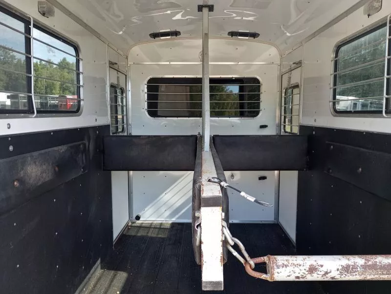 used Horse Trailers Homesteader Trailers  for sale, in Manchester, ME Thumbnail 16