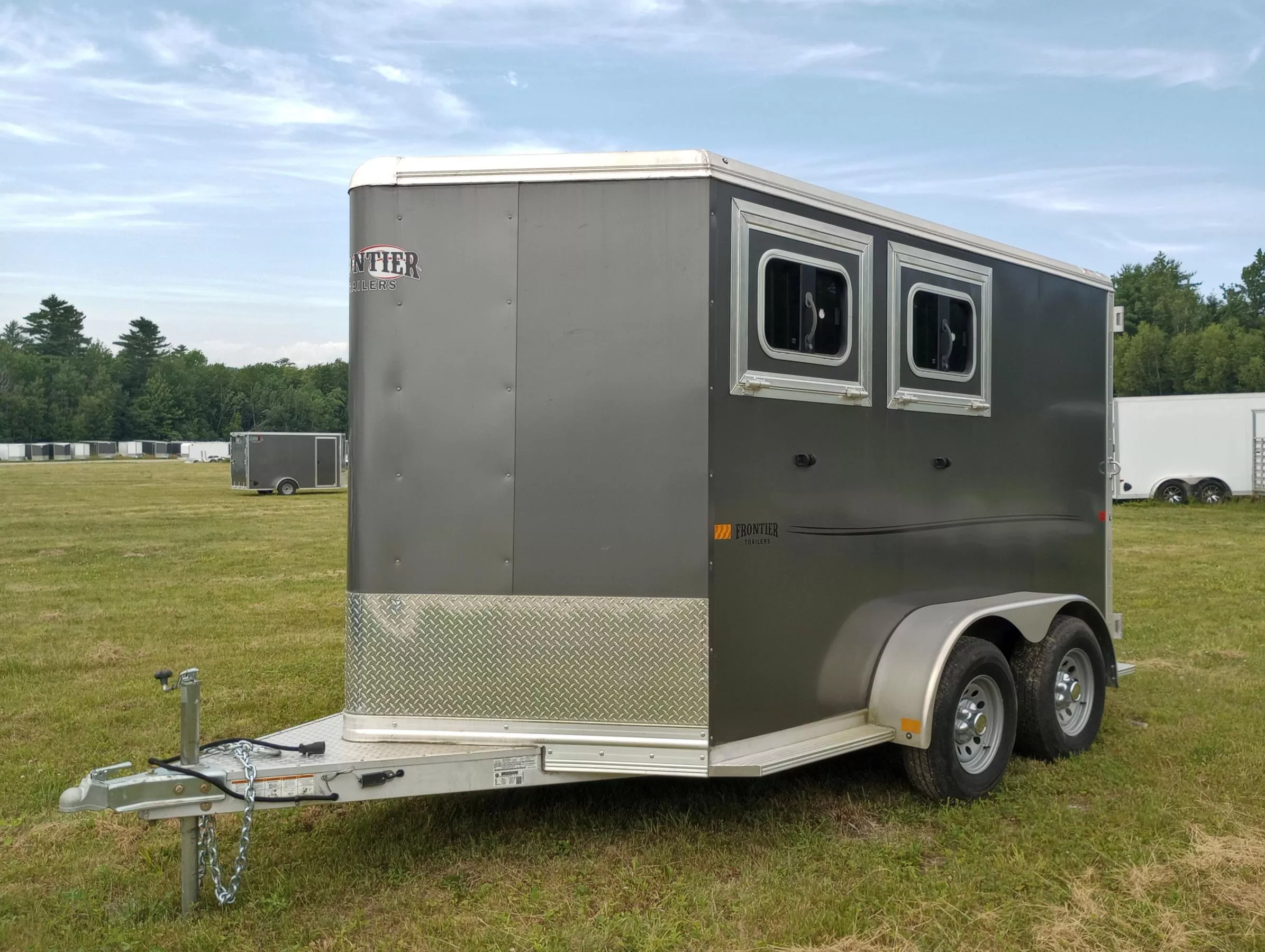 2022 Frontier Trailers Strider Series Aluminum 2 Horse Combo/Slant Load w/Front Tack, Torsion Axles, Spare Tire sLjKEazhv4sl