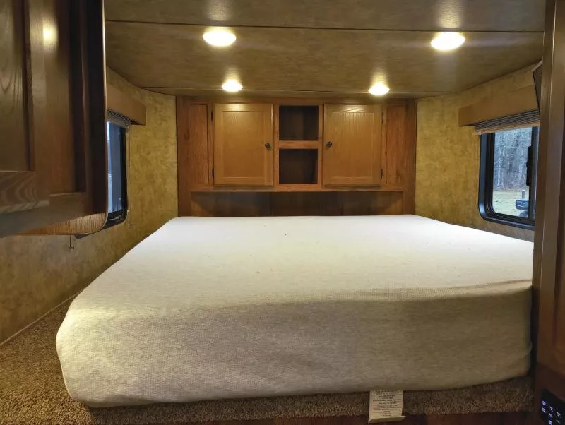 used Horse Trailers Lakota  for sale, in Manchester, ME Thumbnail 9