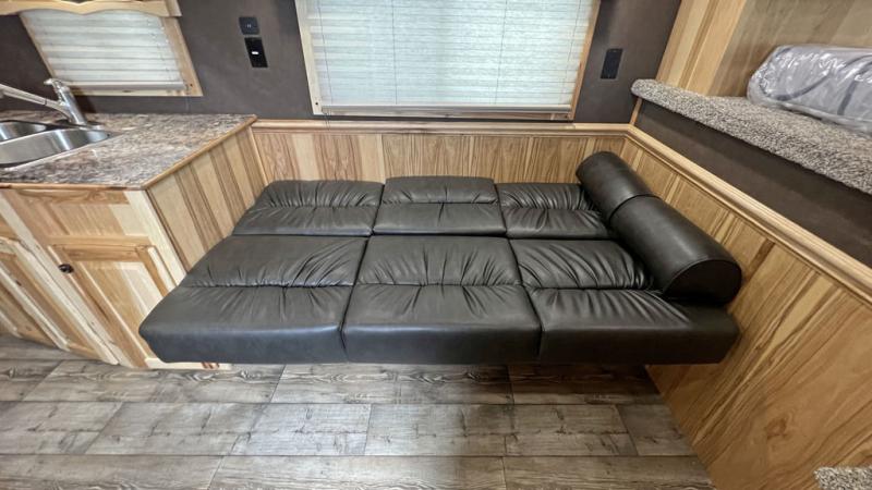 new Horse Trailers Merhow Other for sale, in Manchester, ME Thumbnail 28