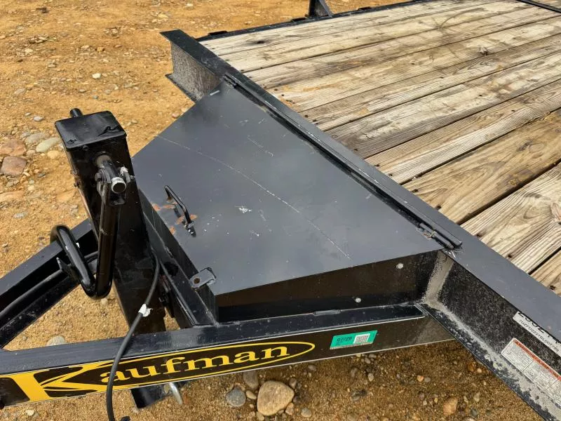used Equipment / Flatbed Trailers Kaufman Trailers  for sale, in Loudon, NH Thumbnail 17