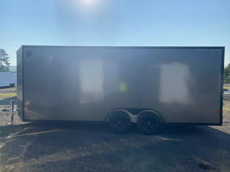 2024 Stealth photo 5