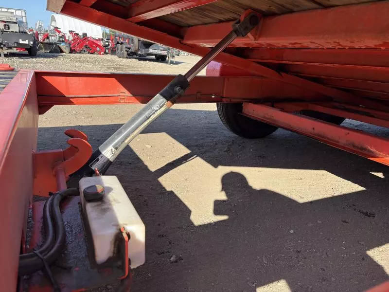 used Equipment / Flatbed Trailers Diamond C Trailers  for sale, in Turner, ME Thumbnail 10