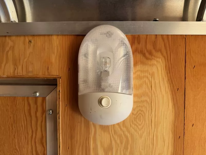 used Cargo (Enclosed) Trailers Car Mate Trailers  for sale, in Loudon, NH Thumbnail 15