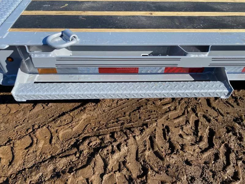 new Equipment / Flatbed Trailers Diamond C Trailers  for sale, in Bangor, ME Thumbnail 13