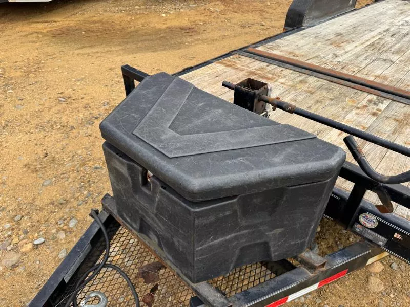 used Equipment / Flatbed Trailers PJ Trailers  for sale, in Loudon, NH Thumbnail 17