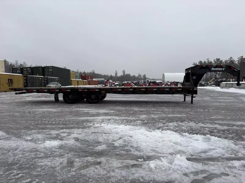 new Equipment / Flatbed Trailers Diamond C Trailers  for sale, in Turner, ME Thumbnail 6