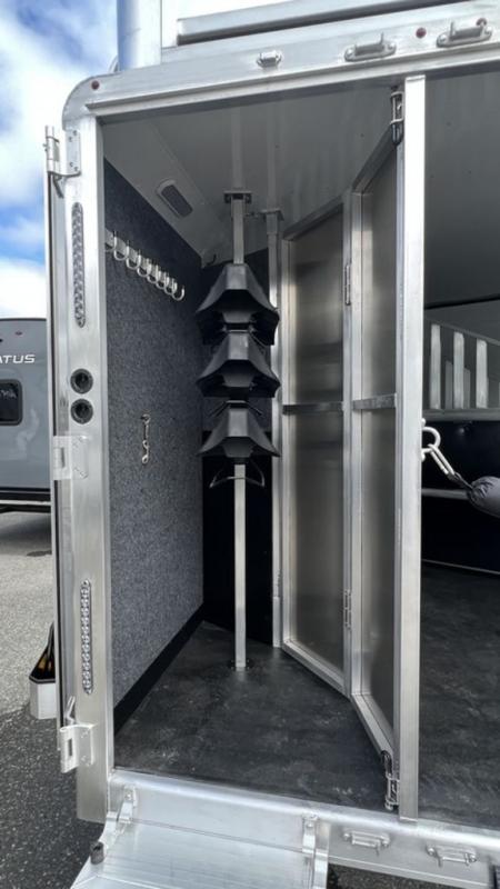 new Horse Trailers Merhow Other for sale, in Manchester, ME Thumbnail 6