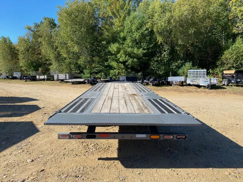 used Equipment / Flatbed Trailers Diamond C Trailers  for sale, in Loudon, NH Thumbnail 7