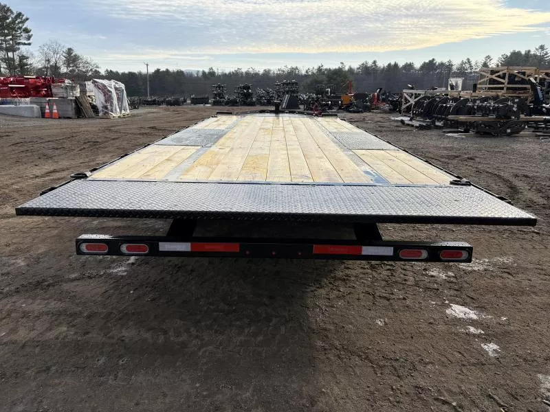 new Equipment / Flatbed Trailers Diamond C Trailers  for sale, in Turner, ME Thumbnail 5