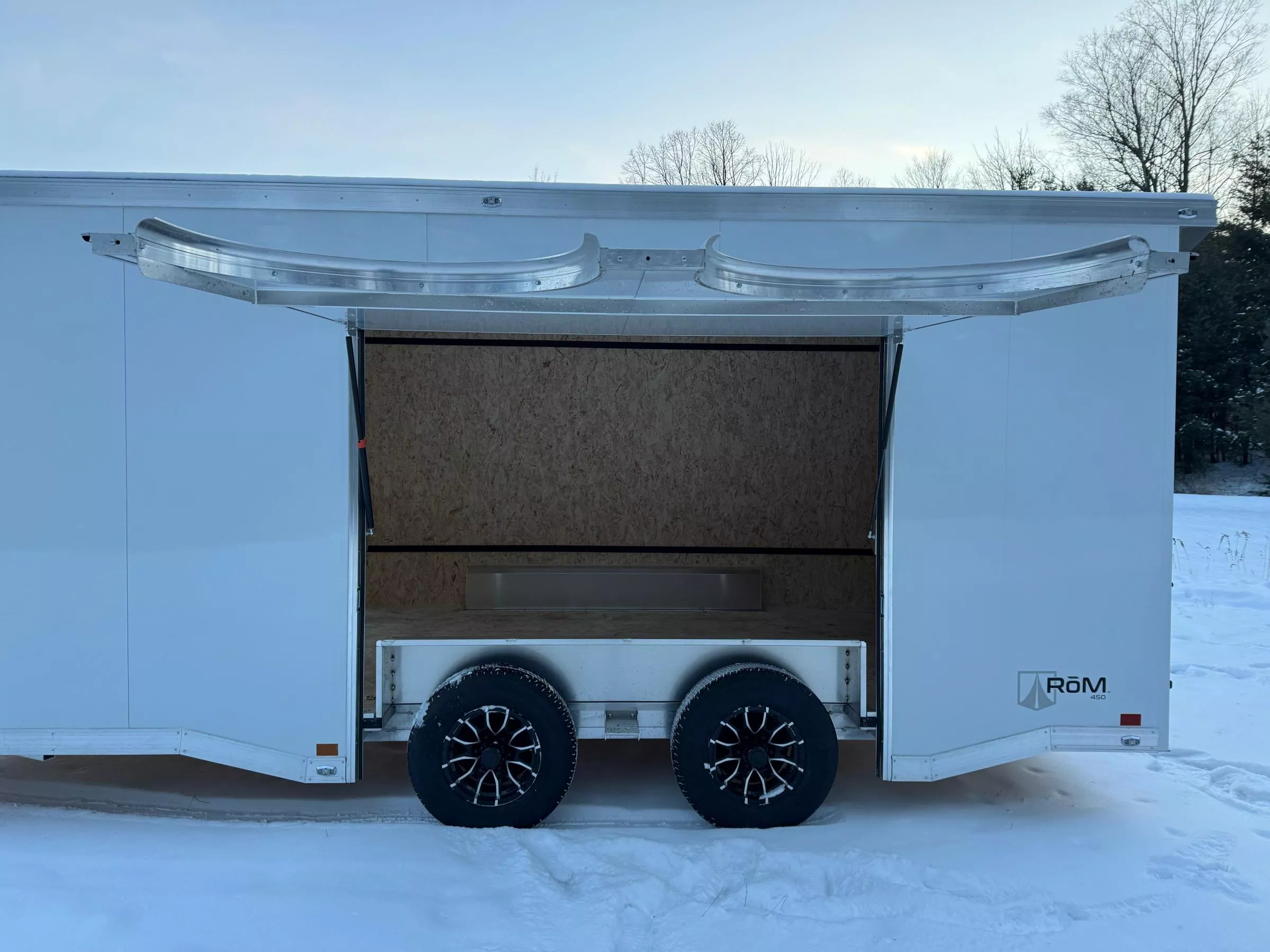 2026 ATC 8.5x20 ROM450 Aluminum 10K Car Hauler w/Escape Door in