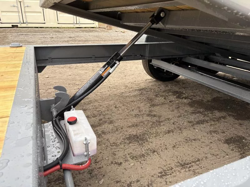 new Equipment / Flatbed Trailers Diamond C Trailers  for sale, in Turner, ME Thumbnail 10