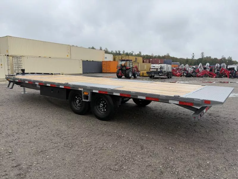 new Equipment / Flatbed Trailers Diamond C Trailers  for sale, in Turner, ME Thumbnail 4