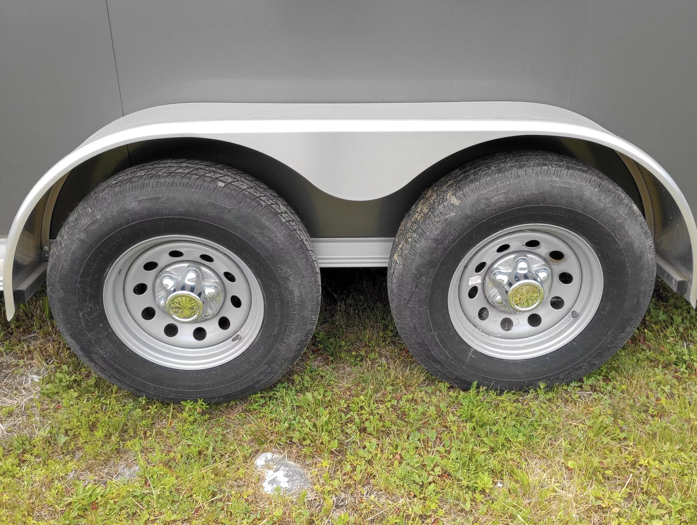 2022 Frontier Trailers Strider Series Aluminum 2 Horse Combo/Slant Load w/Front Tack, Torsion Axles, Spare Tire mFrY4unhmtsg