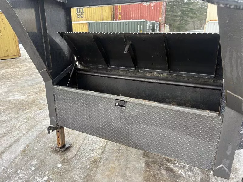 used Equipment / Flatbed Trailers Diamond C Trailers  for sale, in Turner, ME Thumbnail 14