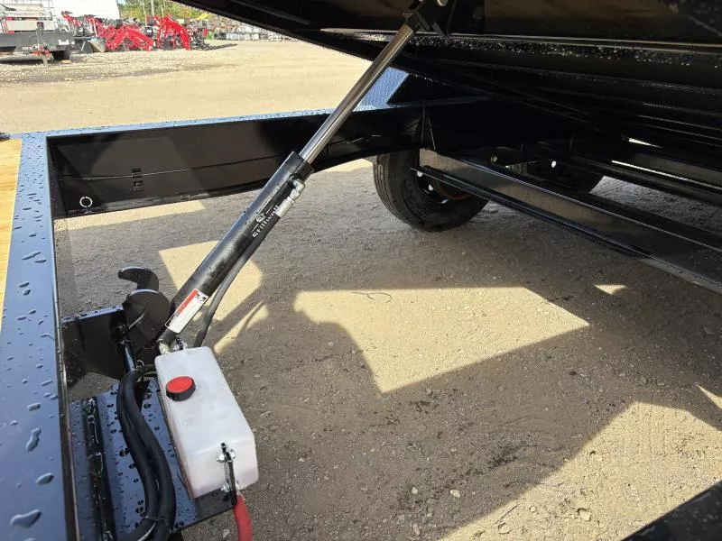 new Equipment / Flatbed Trailers Diamond C Trailers  for sale, in Turner, ME Thumbnail 10