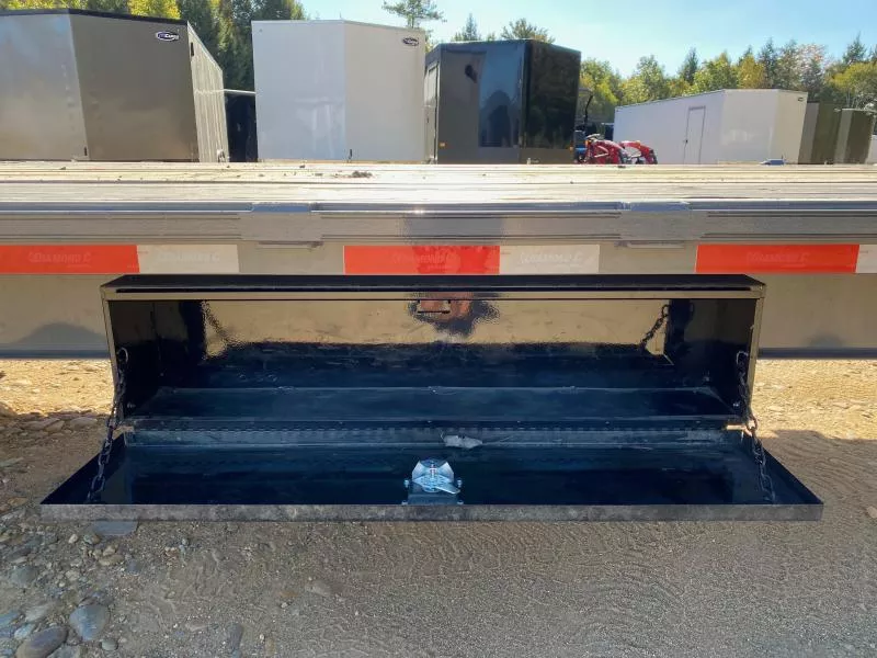 used Equipment / Flatbed Trailers Diamond C Trailers  for sale, in Loudon, NH Thumbnail 19