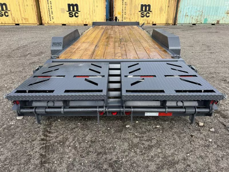 new Equipment / Flatbed Trailers Iron Bull  for sale, in Turner, ME Thumbnail 4