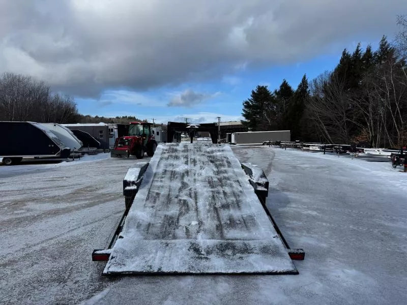 used Equipment / Flatbed Trailers Diamond C Trailers  for sale, in Loudon, NH Thumbnail 10