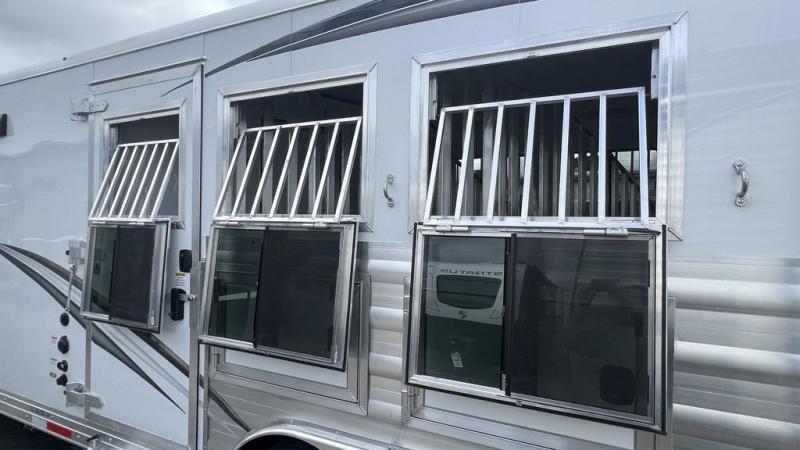 new Horse Trailers Merhow Other for sale, in Manchester, ME Thumbnail 14