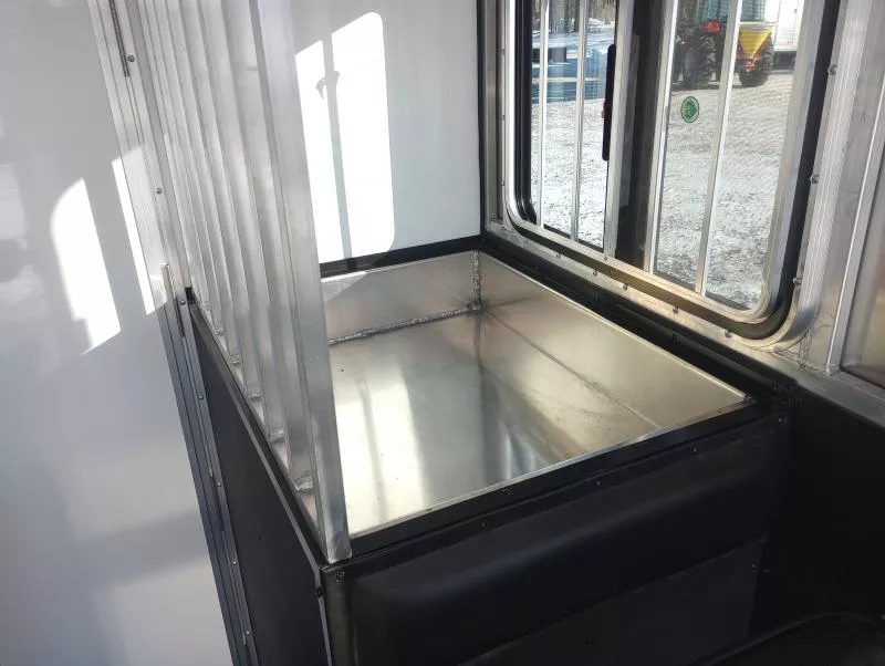 new Horse Trailers Frontier Trailers  for sale, in Manchester, ME Thumbnail 17