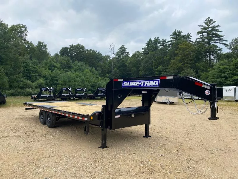2026 Sure-Trac 8.5x24 Gooseneck 15K Power Tilt Deckover Equipment Trailer w/Hydraulic Jacks