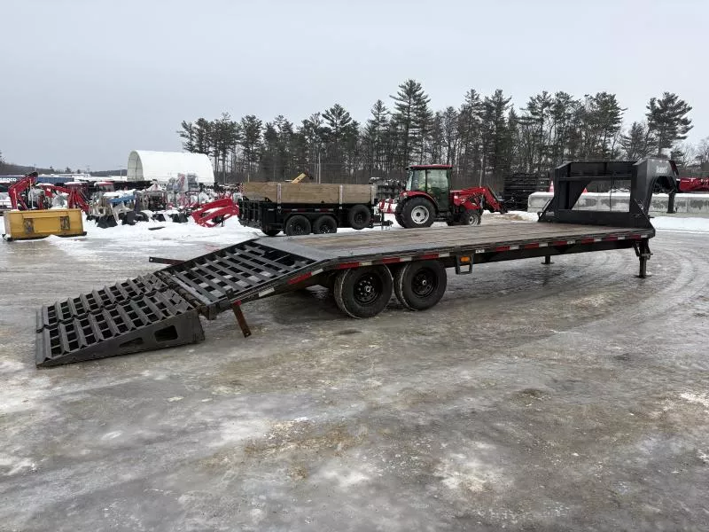 used Equipment / Flatbed Trailers Diamond C Trailers  for sale, in Turner, ME Thumbnail 10