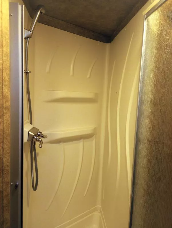 used Horse Trailers Lakota  for sale, in Manchester, ME Thumbnail 13