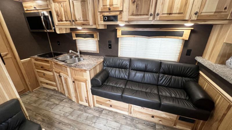new Horse Trailers Merhow Other for sale, in Manchester, ME Thumbnail 27