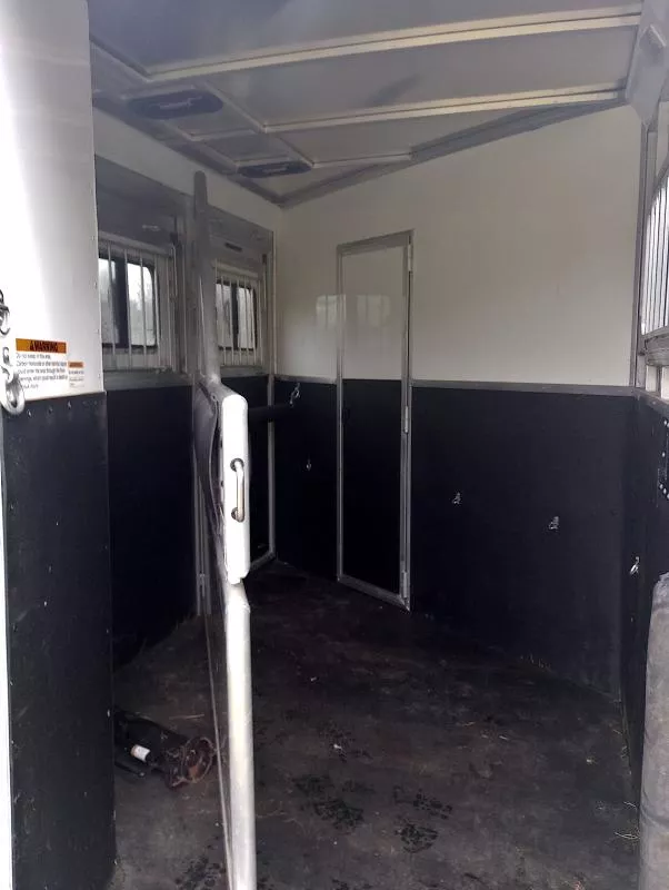 used Horse Trailers Lakota  for sale, in Manchester, ME Thumbnail 23