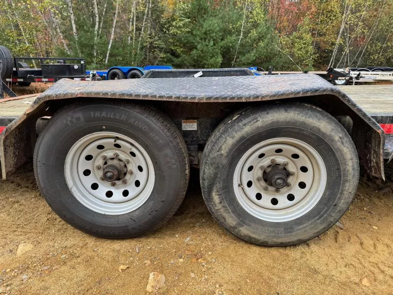 used Equipment / Flatbed Trailers Quality Steel And Aluminum  for sale, in Loudon, NH Thumbnail 12