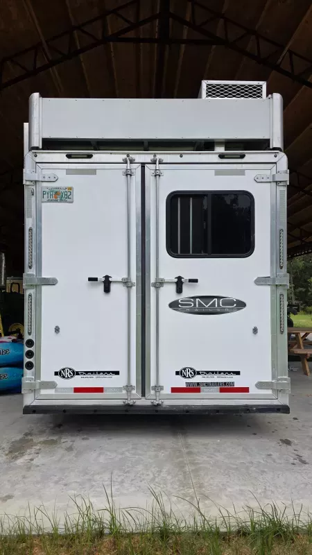 used Horse Trailers SMC Horse Trailers  for sale, in Reddick, FL Thumbnail 5