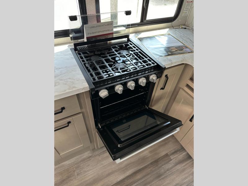 new Fifth Wheel Trailers Grand Design RV Reflection 150 Series for sale, in Donna, TX Thumbnail 16