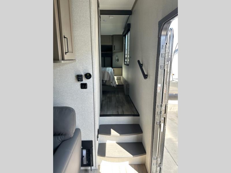 new Fifth Wheel Trailers Grand Design RV Reflection 150 Series for sale, in Donna, TX Thumbnail 7