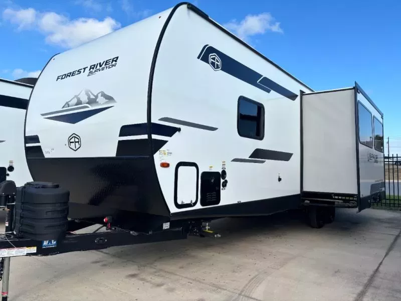 new Travel Trailers Forest River Surveyor Legend X for sale, in Donna, TX Thumbnail 4