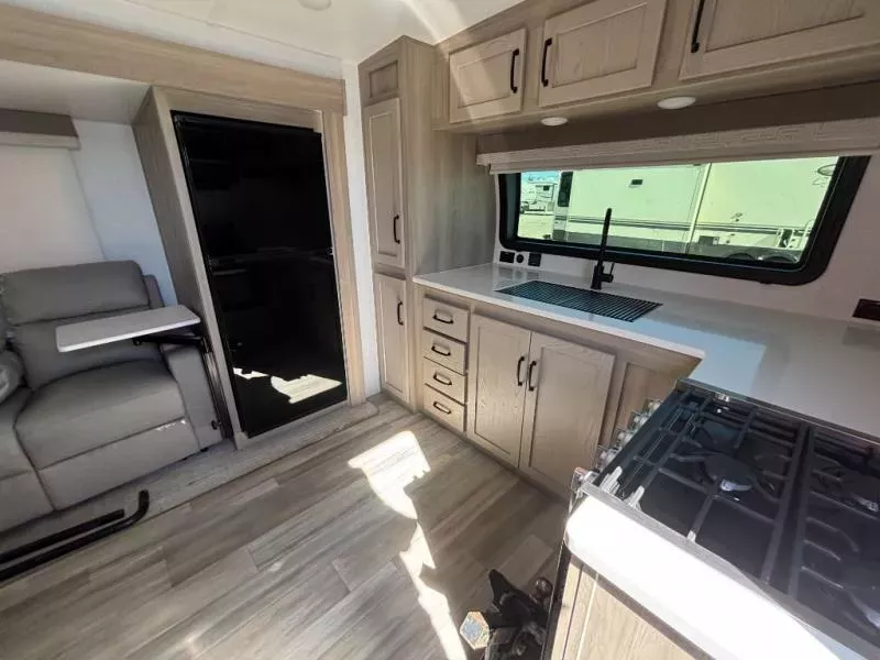 used Travel Trailers Forest River Flagstaff Micro Lite for sale, in Donna, TX Thumbnail 4