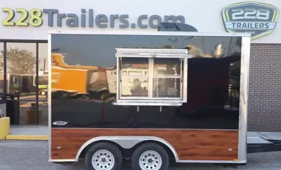 2025 FREEDOM 8.5X12 CONCESSION TRAILER