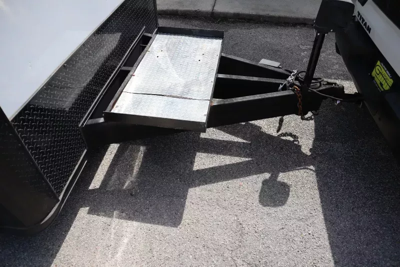 used Equipment / Flatbed Trailers Rock Solid Cargo  for sale, in Gulfport, MS Thumbnail 5