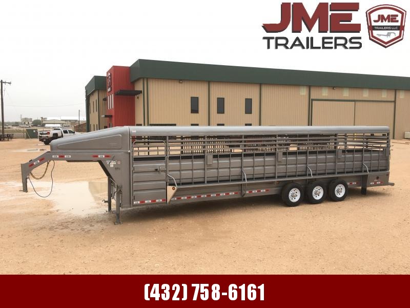 2021 GR Trailers 6'8"X32' 20K Livestock Trailer 2021 GR Trailers 6'8"X32' 20K Livestock Trailer