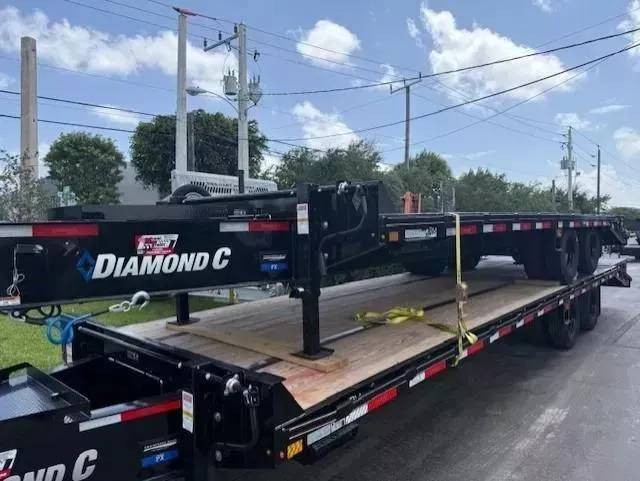 new Equipment / Flatbed Trailers Diamond C Trailers  for sale, in Miami, FL Thumbnail 2