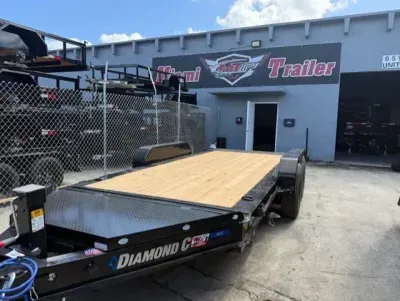 2027 Diamond C Trailers HDT207-16