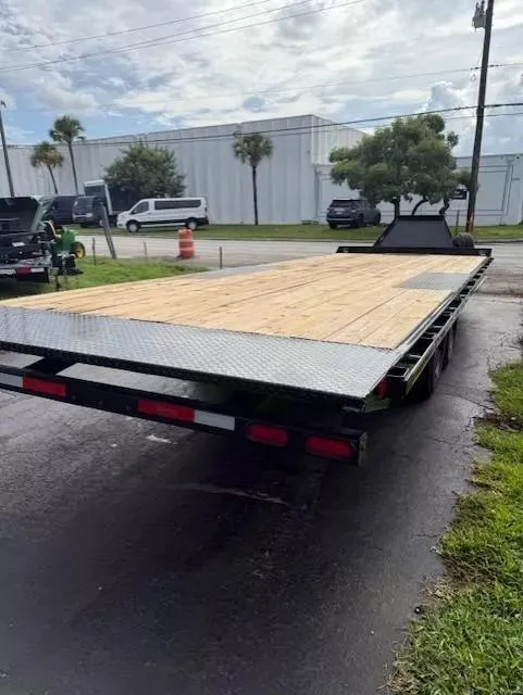 new Equipment / Flatbed Trailers Diamond C Trailers  for sale, in Miami, FL Thumbnail 10