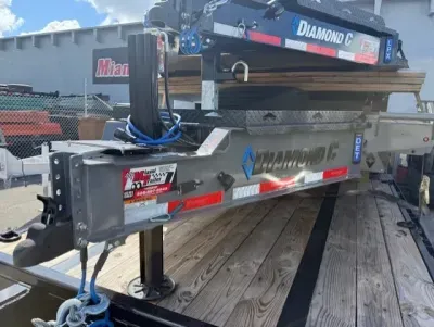 2027 Diamond C Trailer MFG. DET207-20
