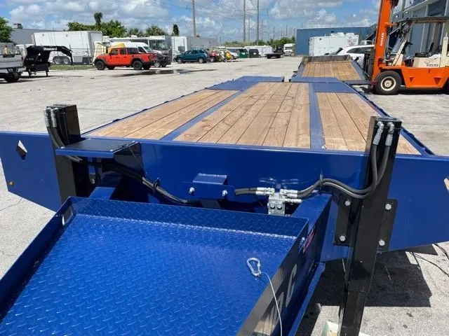 new Equipment / Flatbed Trailers Diamond C Trailers  for sale, in Miami, FL Thumbnail 8